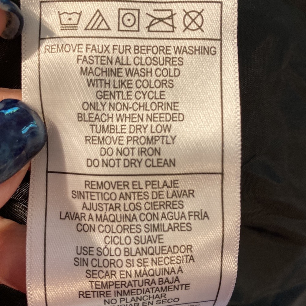 Madden Olive Green puffer coat/ attached hood with removable faux fur trim - Picture 6 of 14